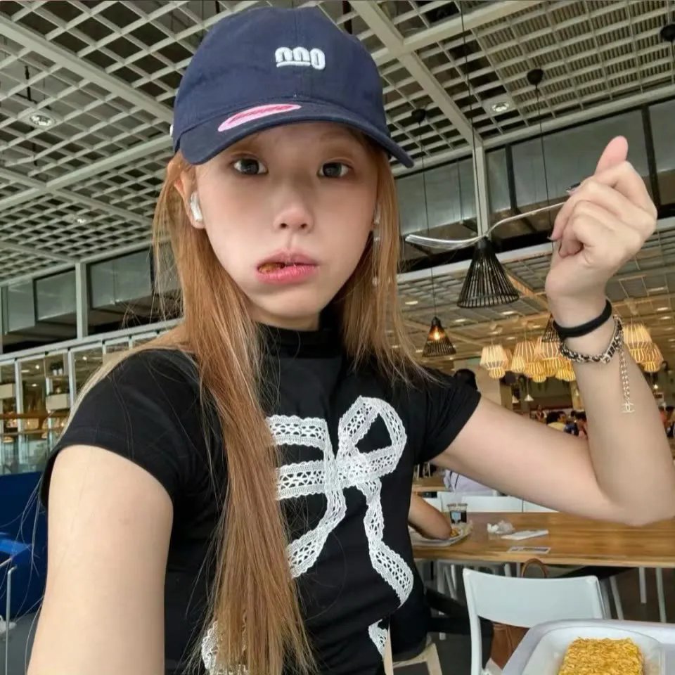 致命礼物封面